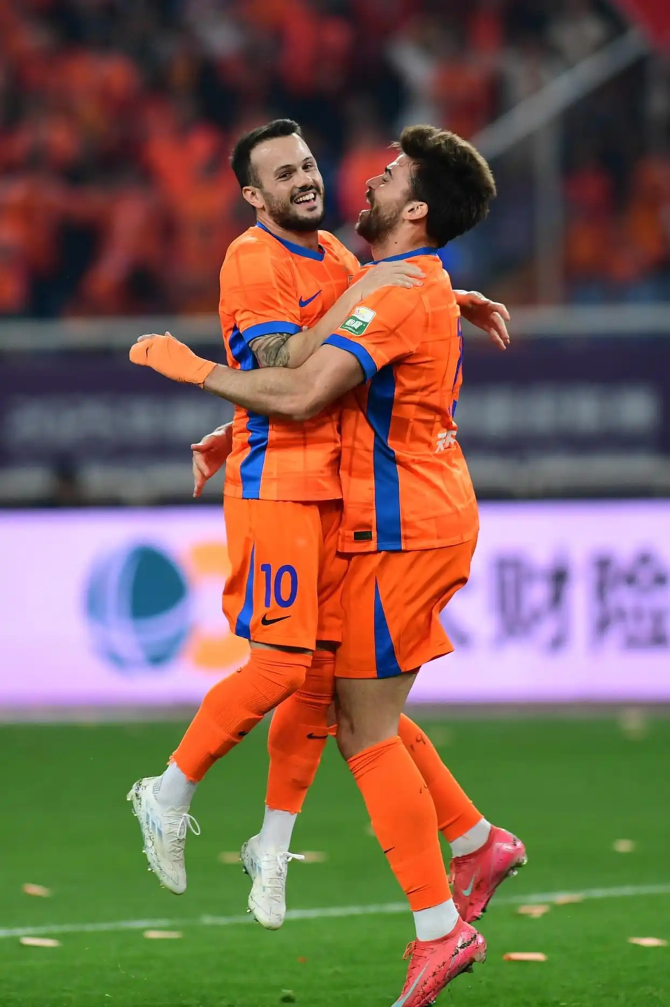 赛地聚焦:中超赛后热度飙升,俄克拉荷马雷霆绝杀压哨,信心回归,球队文化再被提及的简单介绍 赛地聚焦:中超赛后热度飙升,俄克拉荷马雷霆绝杀压哨,信心回归,球队文化再被提及的简单介绍