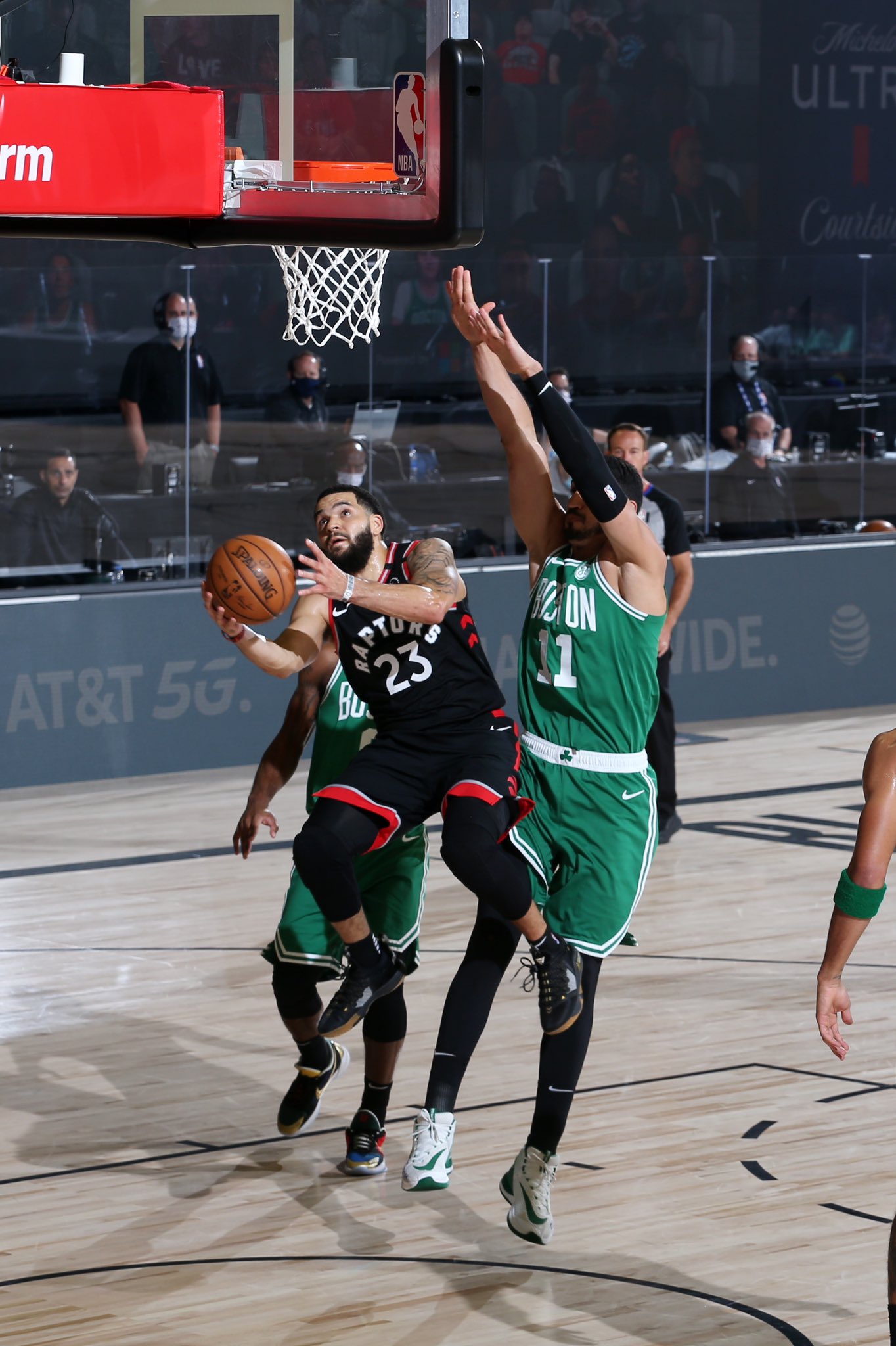 欧篮联倒计时，多伦多猛龙赛后内部沟通，细节引发关注，底气十足，更衣室氛围转暖的简单介绍